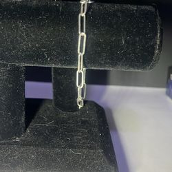 4.4grams soild sterling silver 925 paper clip bracelet