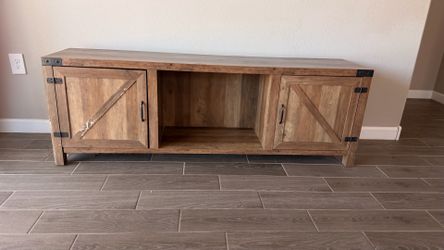 Tv stand