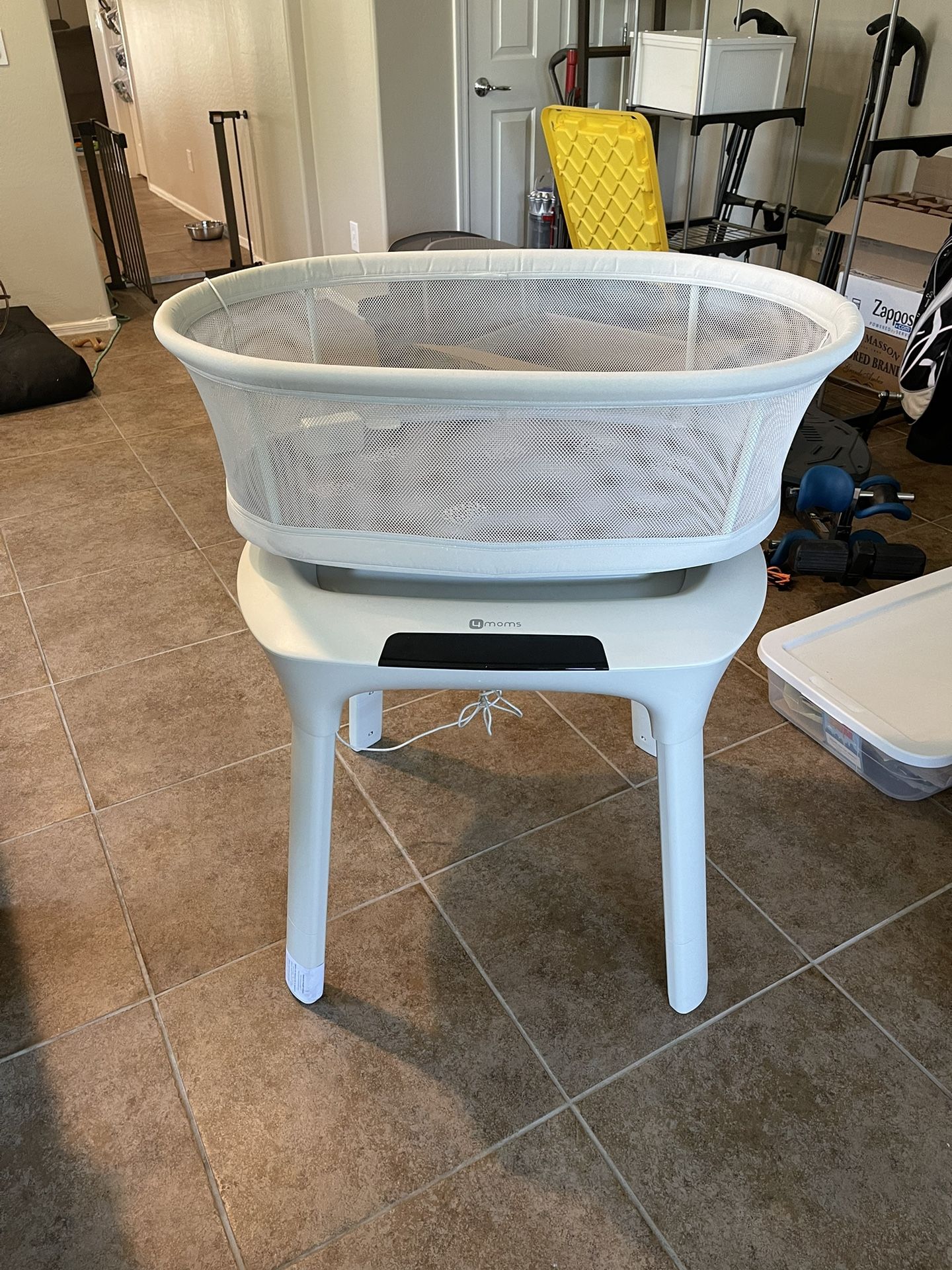 4Moms MamaRoo Sleep Bassinet