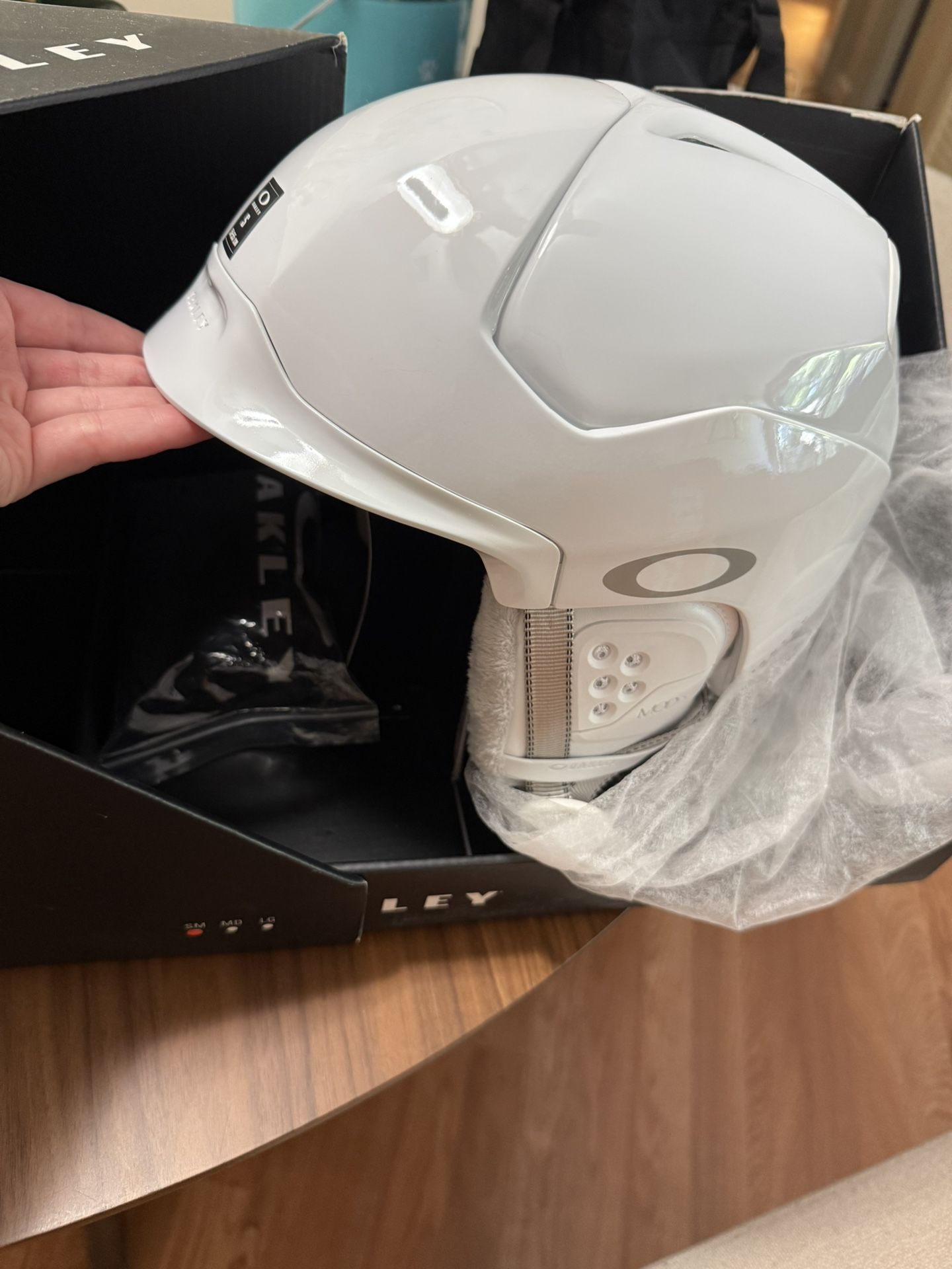 Oakley MOD 5 Helmet