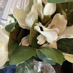 Beautiful Artificial White Magnolia Leaves Flowers For Vase