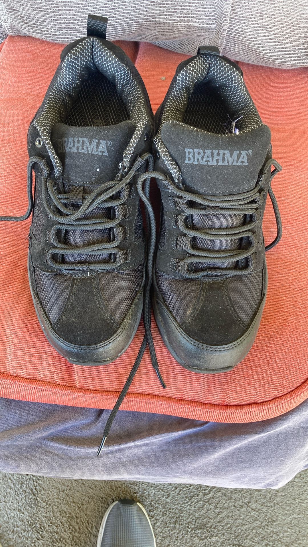 Steel Toe Men’s Size. 7.5.