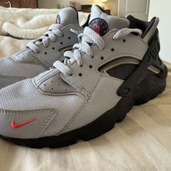 Nike Huarache Run GS 'Wolf Grey Black' 7Y / Men’s 