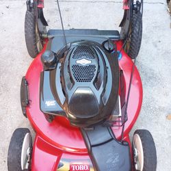 HEAVY DUTY 22" CUT SELF PROPELLED TORO MULCHING MOWER. SHARP BLADE, AUTOCHOKE, WORKS GREAT
