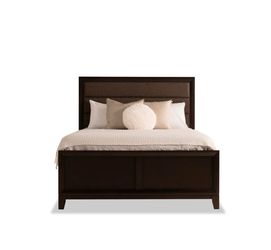 Queen bedframe