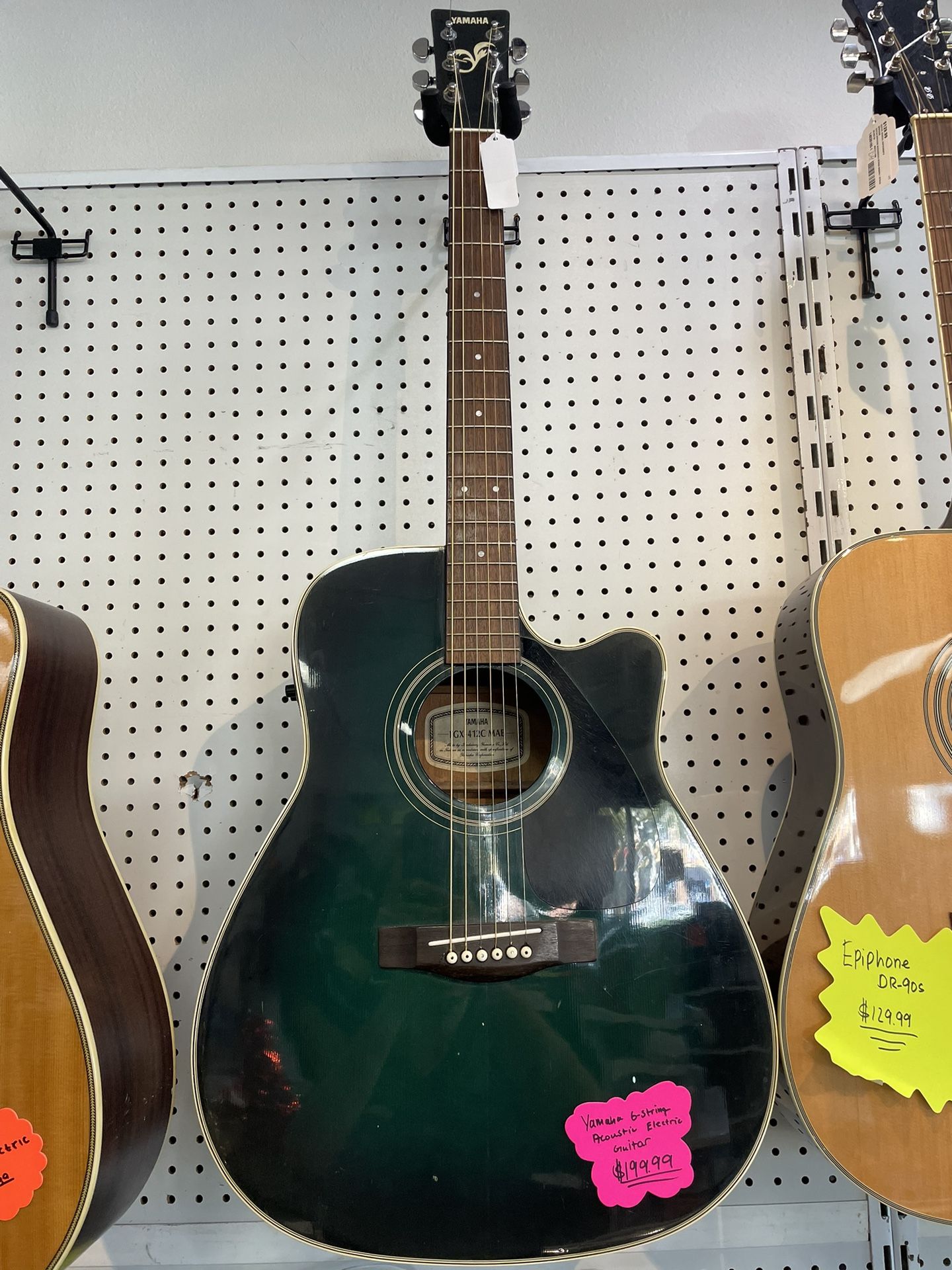 Yamaha 6 String Acoustic Electric Guitar 