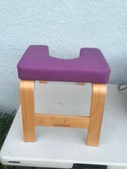 BODYWAKER brand yoga headstand bench. Used in good condition and comes as pictured