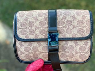 New Coach Wallet Side Bag