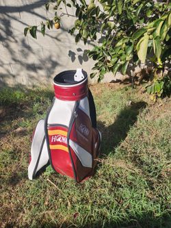 Honma golf bag in excellent condition