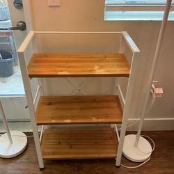 White Shelf 