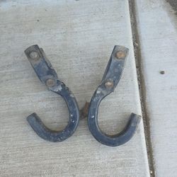 89 - 98 Chevrolet Tow Hooks