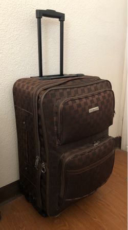 Suitcase, ActiveTraveler