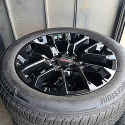 2023 OEM ORIGINAL TAKEOFFS GMC YUKON DENALI PREMIUM 22 INCH TIRES BRIDGESTONE 95 % $ 2199