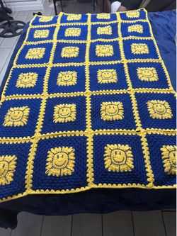 Throw blanket