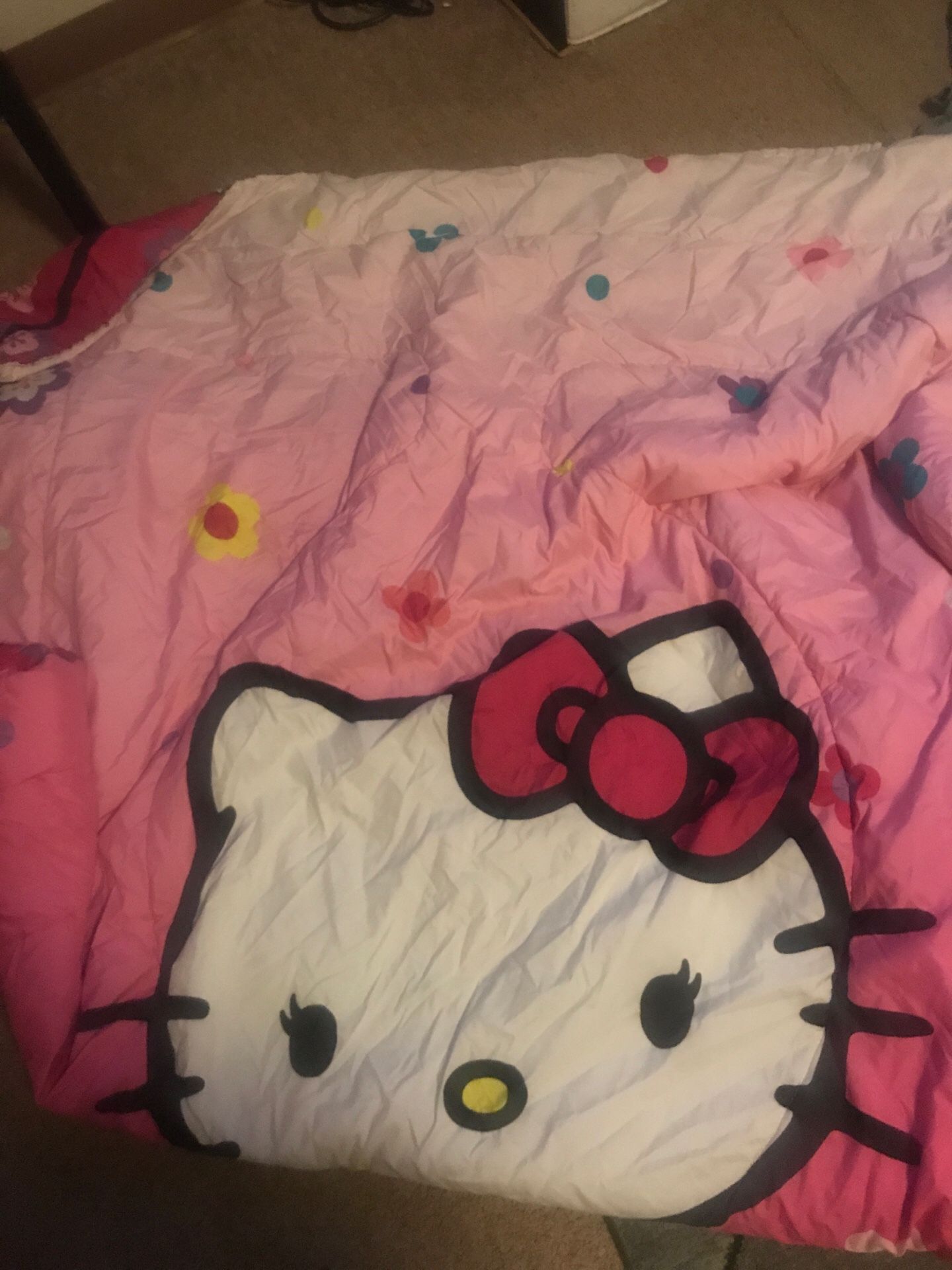 Hello kitty comforter