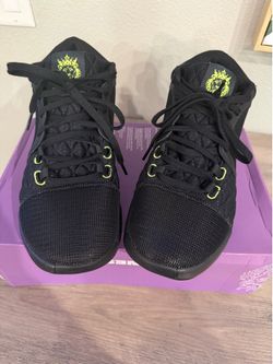 🏀 Nike LeBron Witness VIII Black/Volt | Men’s Size 10 | NEW w/ Box 🏀