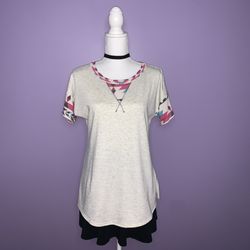 NWT Boutique Geometric Print Short Sleeve Top