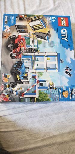 Brand New Lego Police Station 60246