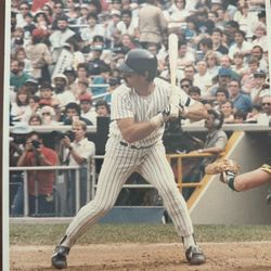 8 X 10 Photo New York Yankee Don Mattingly