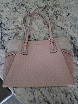 Michael Kors Voyager large color block tote
