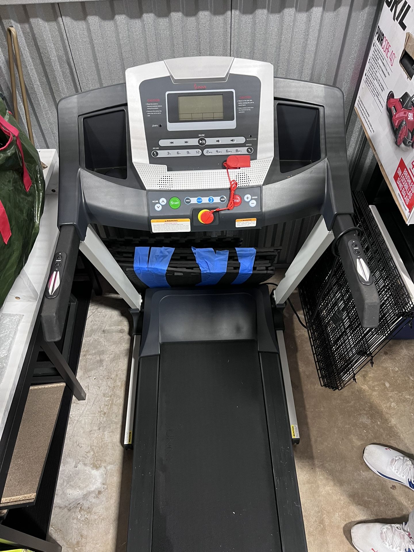 Sunny Health & Fitness SF-T7515 Smart Treadmill