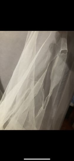 Galina Size 4 Ivory Wedding Dress  Thumbnail