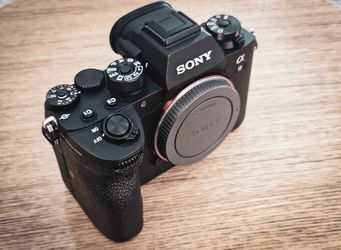 SONY A9II BODY SONY 20MM 1.8 G
