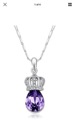 Crystal rhinestone imperial crown pendent necklace