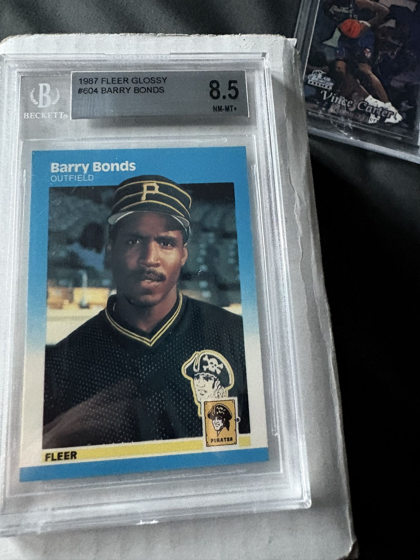 Barry Bonds Fleer Glossy Mint 8.5