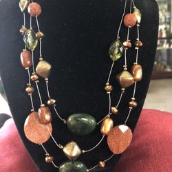 New Necklace Made By Sapphire For Cracker Barrel Glass Beads 