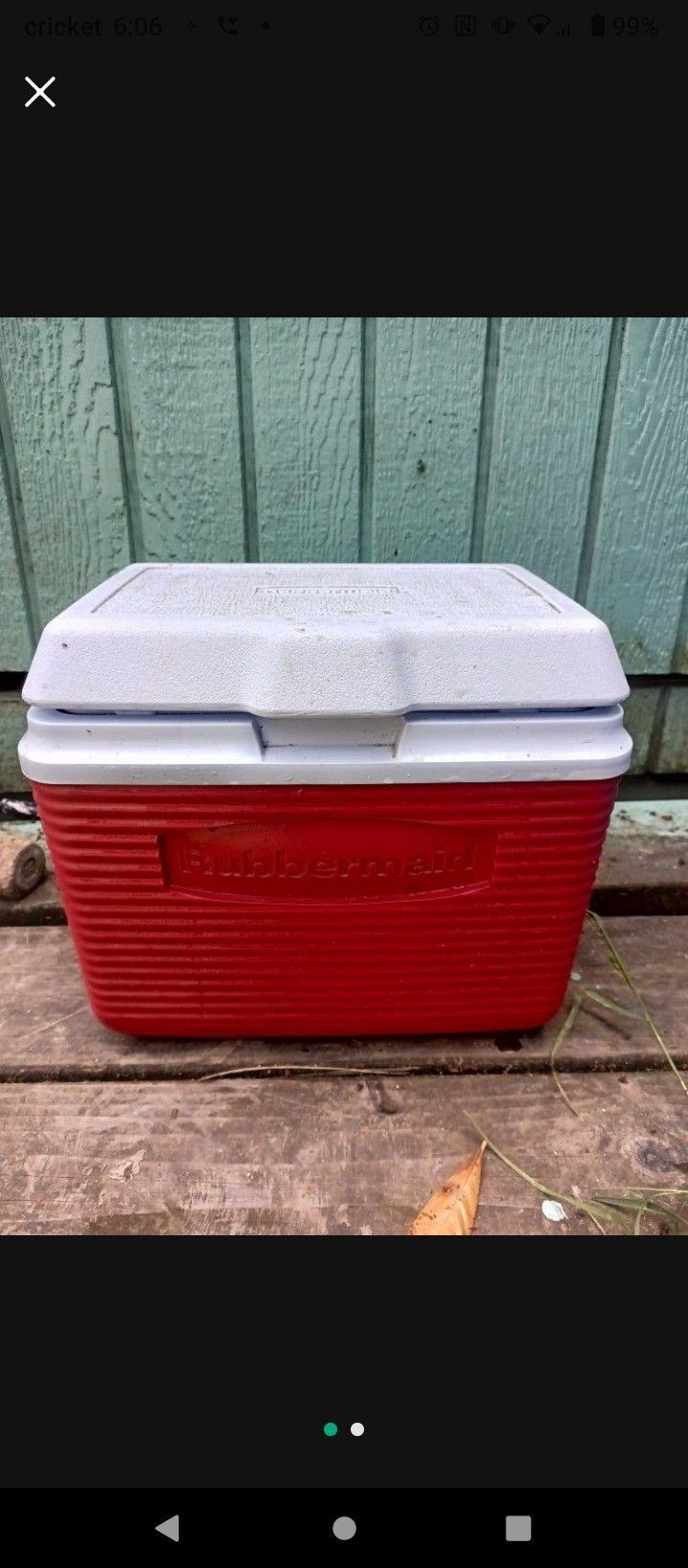 Small Rubbermaid Ice Cooler Ice Chest