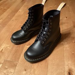 Dr. Martins Unisex Vegan Boots