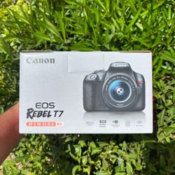 Canon EOS Rebel T7 EF-S 18-55mm IS II Kit