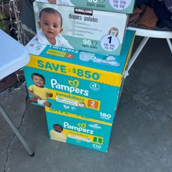 For Sale Diapers For  Boy Or Girl New On Box  