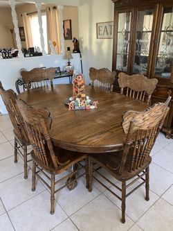 Table And Chairs 