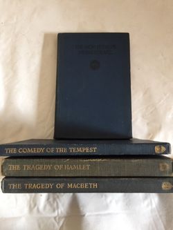 Lot of 4 Shakespeare Books