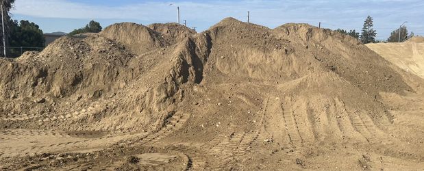 FREE DIRT FREE DELIVERY