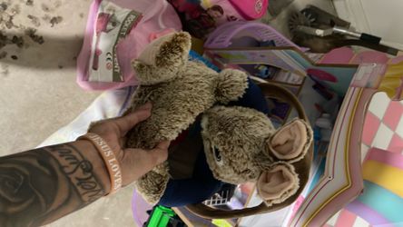 Clothes/ toys