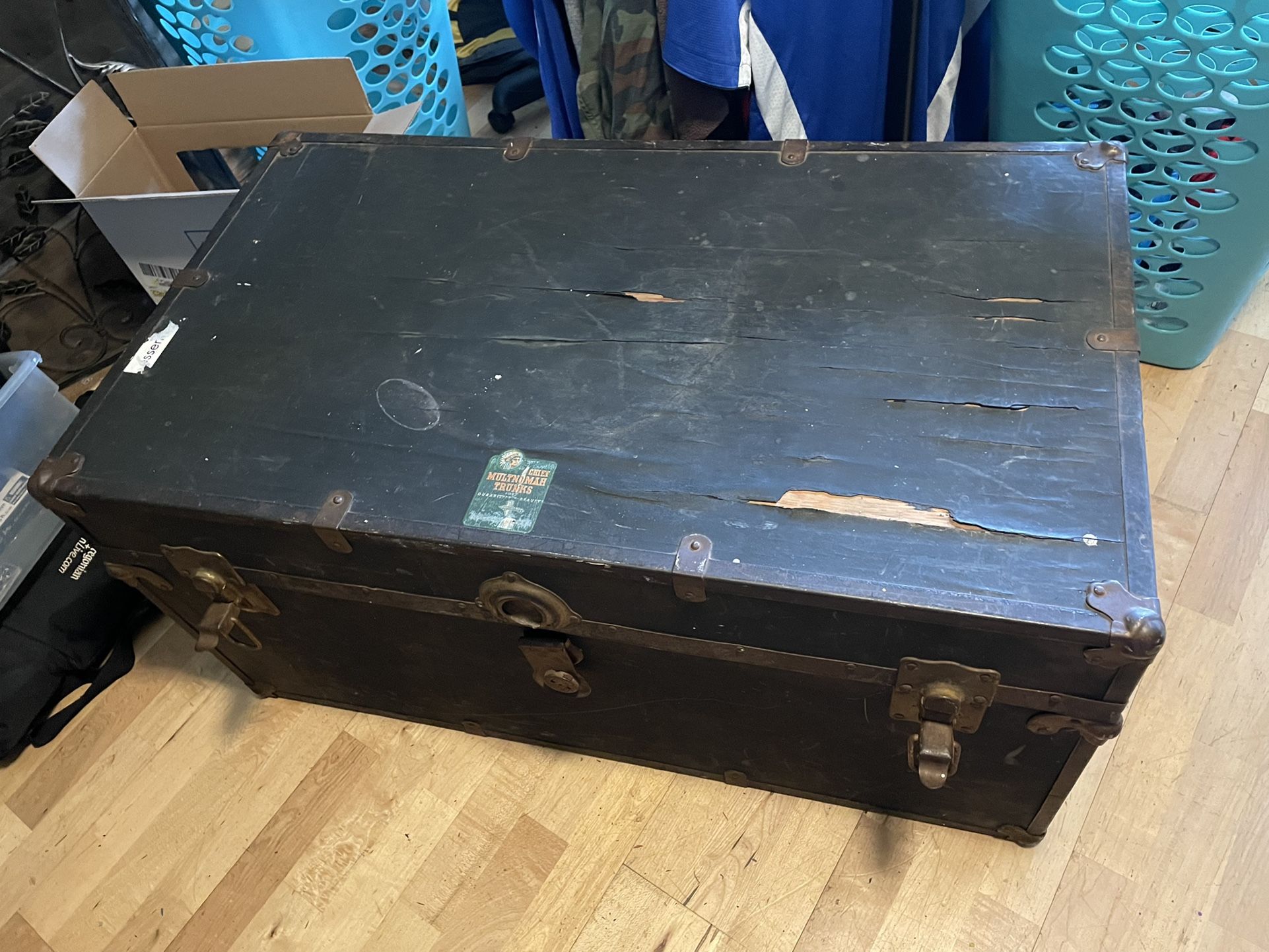 Vintage Chief Multnomah Steamer Trunk Portland Oregon