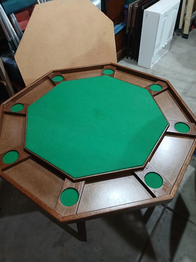 Game/Poker Table