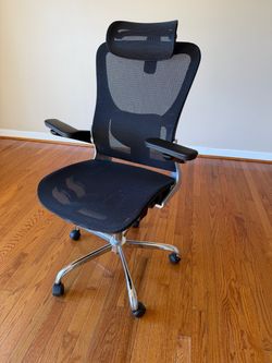 Black Mesh Office Chair