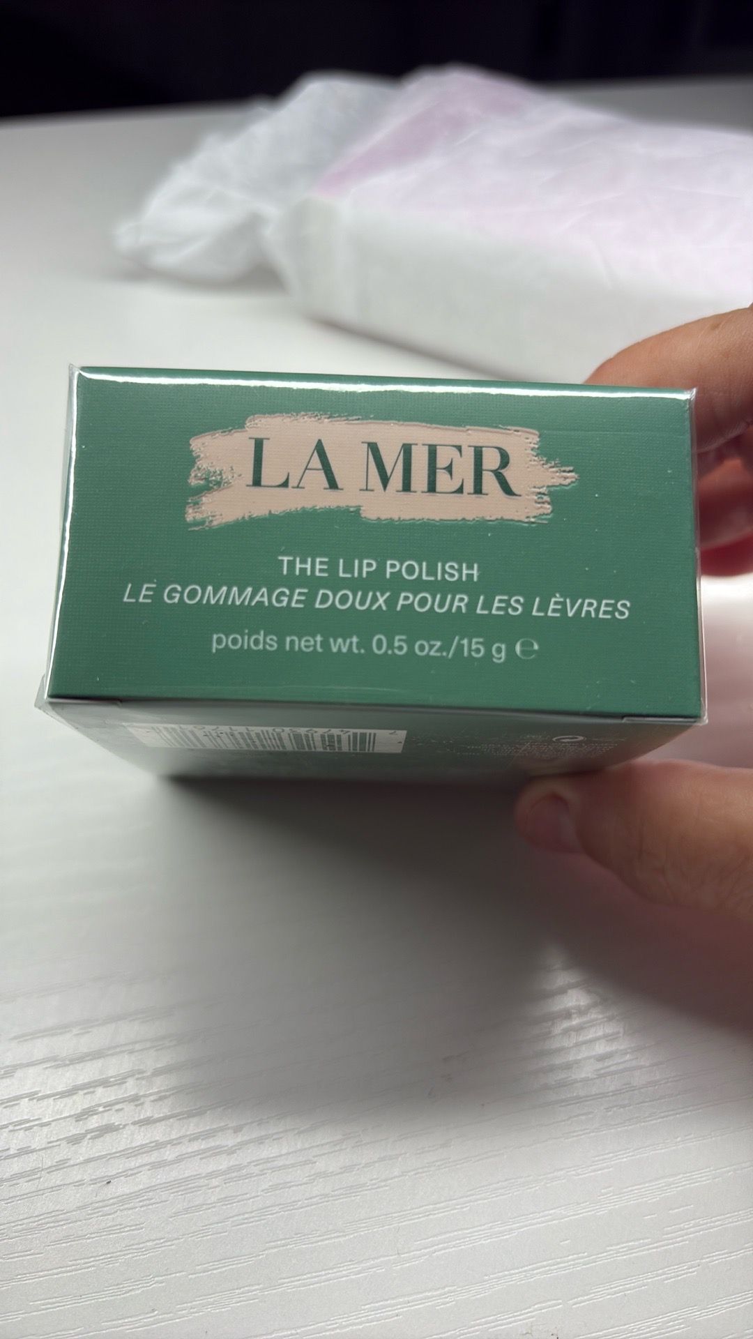 The lip polish scrub
