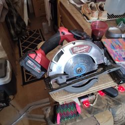 Milwaukee M18 Fuel 7 1/4inch Cordless Circular Saw