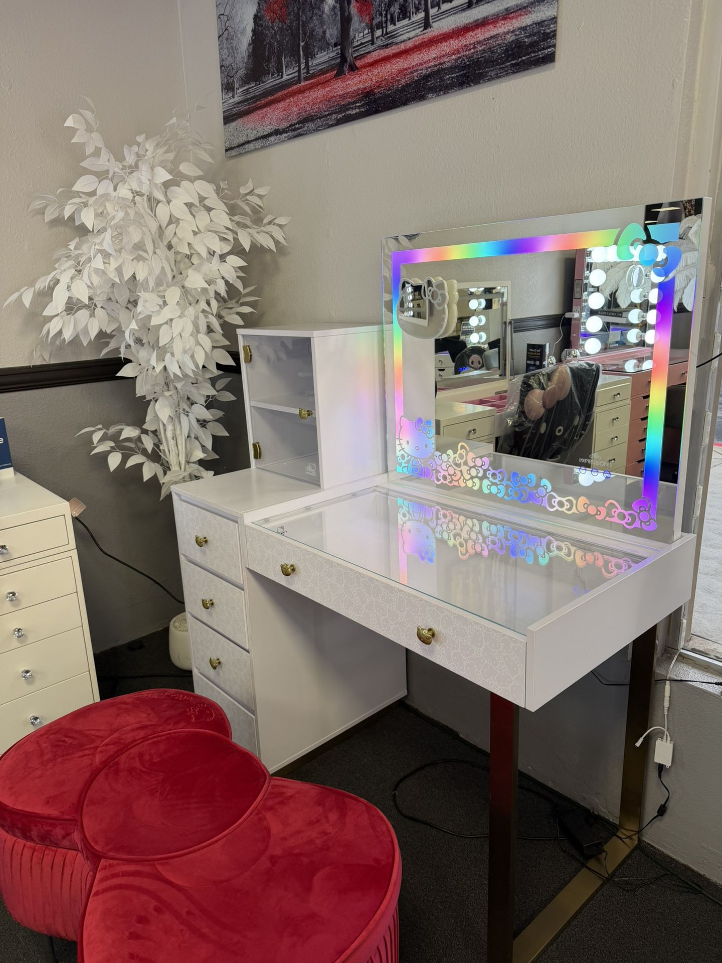 Hello Kitty Vanity Set