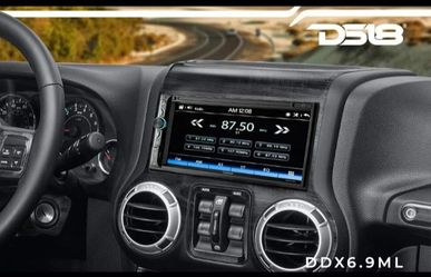 Touchscreen DS18 DVD Bluetooth player Speakers included
