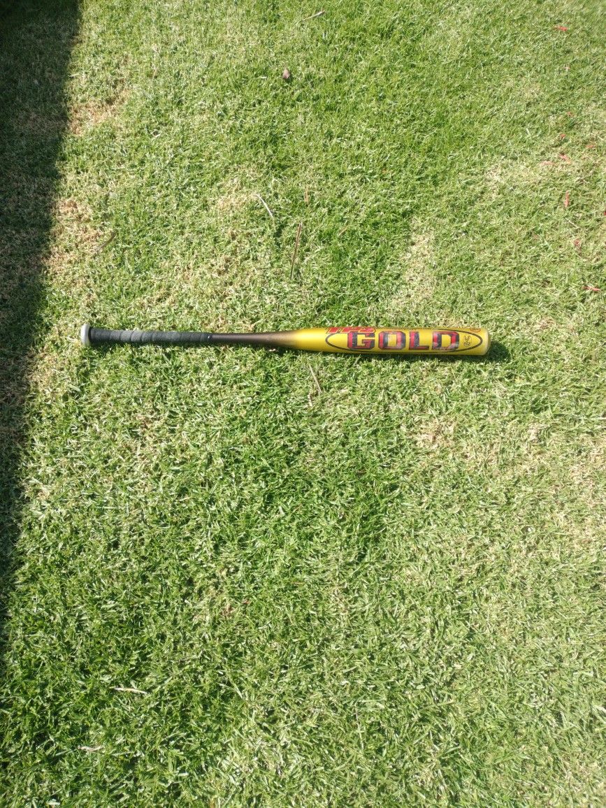 Louisville Slugger TPS Gold Softball Bat 34in 26oz Model No. SB704