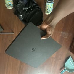 PS4 Slim