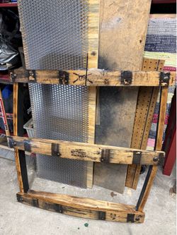 Whisky barrel display shelf