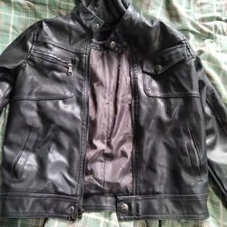  Awesome Small Leather Jacket Size 10/12 In Perfect Condition Only $30!