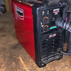 96091 Century FC-90 Corded 120v 90amp Flux Core Wire Feed Welder W/ Clamps & Feeder 585721